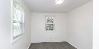 Amazing 3 Bedroom 1 Bathroom Home Gallery 12