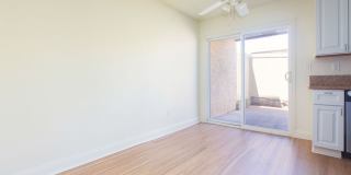 2320 Clark Ln Gallery 6