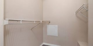 Park Lake — 1 Bed / 1 Bath + Den | Upstairs Condo | Brandon, FL Gallery 21
