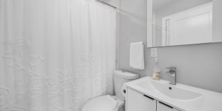 Dickinson Lofts Gallery 18