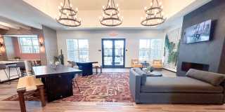 Garrett Uptown Gallery 8