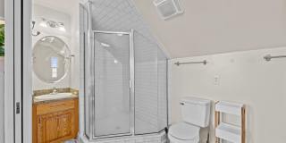 111 Pollock St Gallery 18