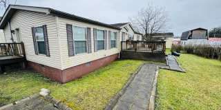 3 Bed/2 Bath House with a yard and large front porch  - Available 05/19/2027 Gallery 1