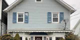 735 Main Street unit: Apt 2 Gallery 1