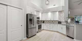 1632 SW Harbour Isles Circle Gallery 7