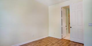 1020 E Longport Circle Gallery 21