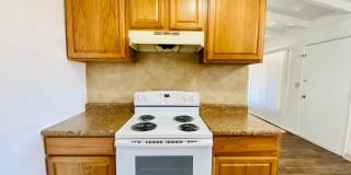 Swan Court Apartments - 1 and 2 Bedroom Homes! Gallery 17