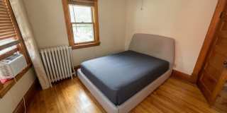 Beautiful, Charming and Well Maintained Four Bedroom Single Family Home in Macalester/Groveland Neighborhood Beautiful, Charming and Well Maintained Four Bedroom Single Family Home in Macalester/Groveland Neighborhood Gallery 16