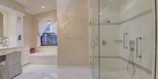 2106 NW 60th Circle Gallery 32