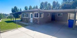 2 Bedroom with City View Gallery 1