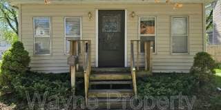 217 N Lincoln Gallery 1