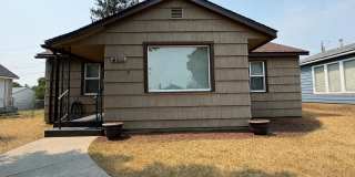 Adorable Shadle Bungalow - 2 Bed, 1 Bath Gallery 22