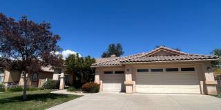 Beautiful 4 Bedroom Family Home Gallery 1
