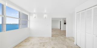 1420 Brickell Bay Dr Gallery 21