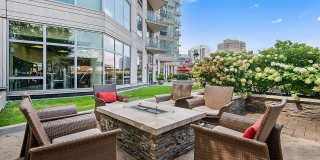 Left Bank Gallery 19