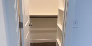 4 Bed | 3 Bath | 1 Car Garage Duplex in Kansas City w/ Move in Special Gallery 28