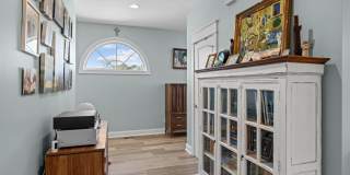 310 Lord Berkeley Drive Gallery 44