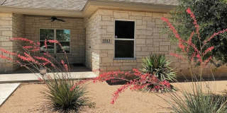 1513 Club Dr Gallery 1