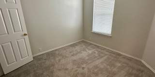 3 bedroom townhome - Don't miss out! Gallery 17