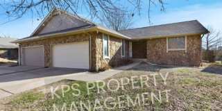 624 Tanglewood Road Gallery 1