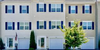 1066 WICKERSHAM Way Gallery 1