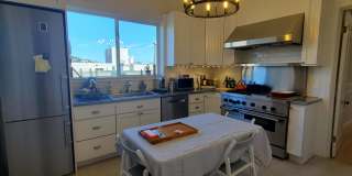 244 Diamond Street Gallery 3