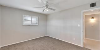 UPDATED 2-BEDROOM HOME IN SUN CITY CENTER 55+ COMMUNITY** Gallery 18