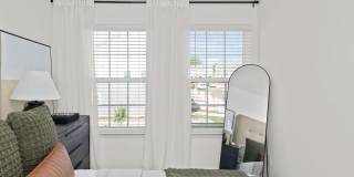 Affinity at Hudson Gallery 16