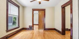 1660 N Marshall St Gallery 11