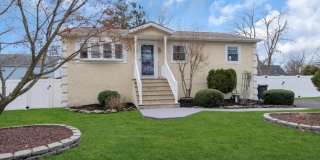 2317 South Street Gallery 1