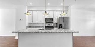 7308 WOOD POND Circle Gallery 8