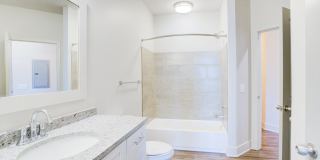 Midtown Row Gallery 20