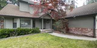 1739 Holiday Ln Gallery 1