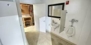 241 N FRANKLIN Street Gallery 15