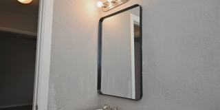 600 E 1st Street Gallery 18