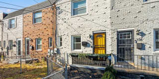 Distinctive Two Bedroom Beauty in Deanwood Gallery 3