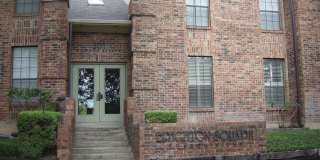 201 Ellwood St unit: 205 Gallery 2