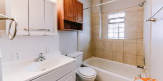 172 E 11th Avenue Gallery 38