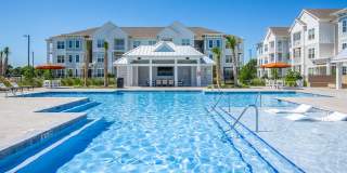 Middle Sound West Apartments Gallery 1