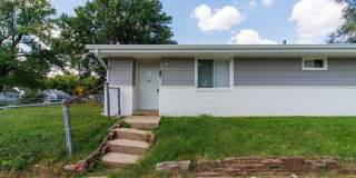 1102 N Somerset Avenue Gallery 1