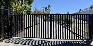 15434 Mulholland Drive Gallery 1