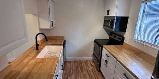 Fully Updated Townhouse in Mid-Town Ft Collins - Available Now! Gallery 1