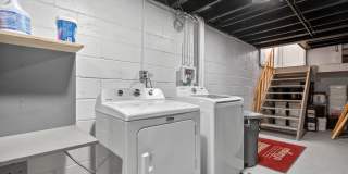 320 Chalmers Street Gallery 11