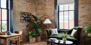 Memoir Warehouse District Gallery 4