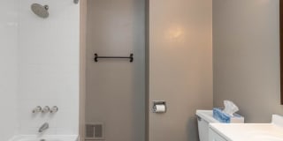 493 Delaware Avenue Gallery 17