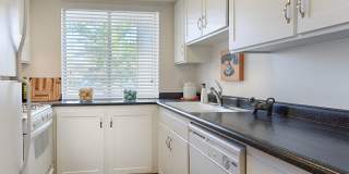 Country Lake Apartments Gallery 35