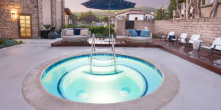 The Knolls Apartment Homes Gallery 38