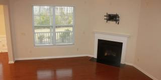 Room in 3 Bedroom Home in Cary Gallery 13