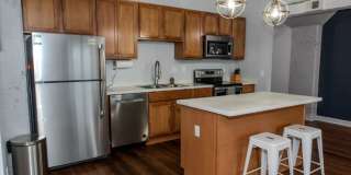 401 W Shoreline Dr Gallery 1