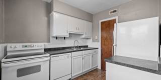 5828 Lindenwood Ave 2W | www.southcityspaces.com | Gallery 6